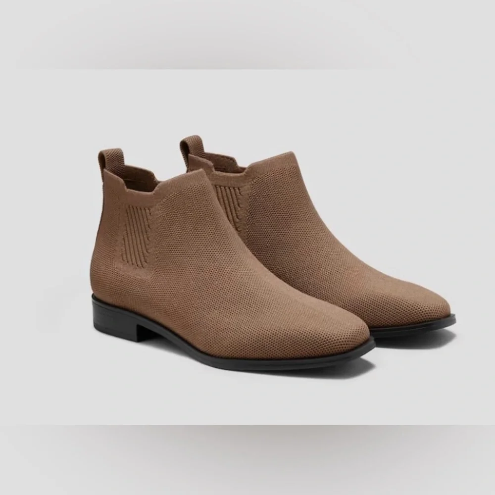 NWOT VIVAIA Square-Toe Water-Repellent Ankle Boots (Ryan Pro) - Picture 8 of 15